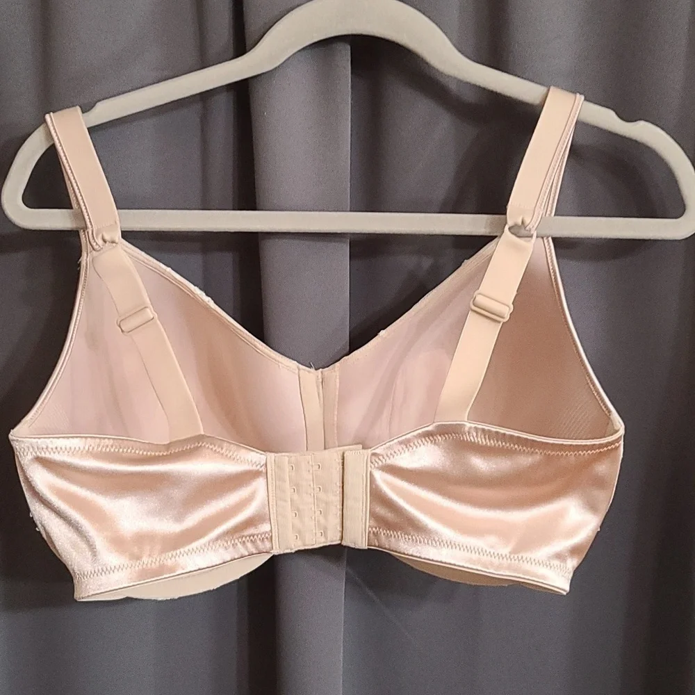 Playtex Womens Underwire‎ Bra Beige Fliral Lace Applique Adjustable Sz 36DDD EUC